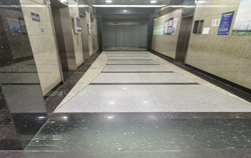 银网中心电梯厅